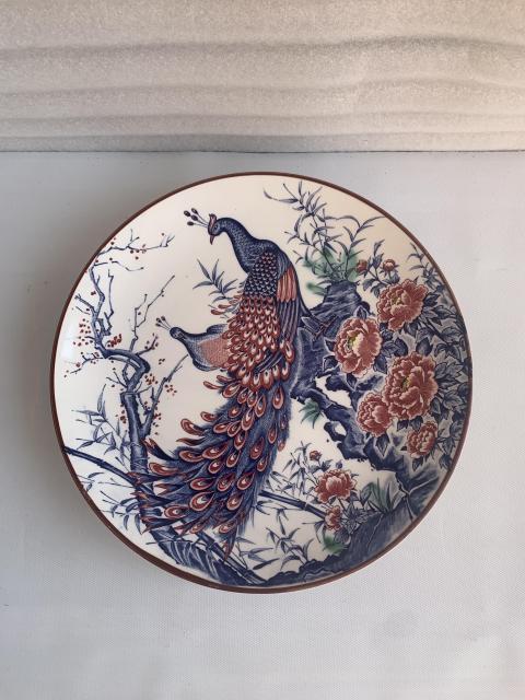 古玩陶瓷上一個世紀晚期孔雀盤拍賣，當前價格398元