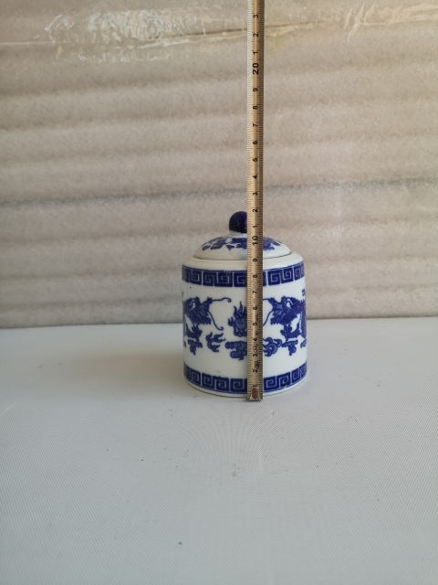 古玩陶瓷六十至八十年代青花龍紋蓋罐拍賣，當前價格298元