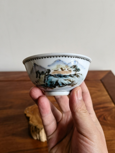 古玩陶瓷民國大新珍品款山水紋茶園拍賣，當前價格350元
