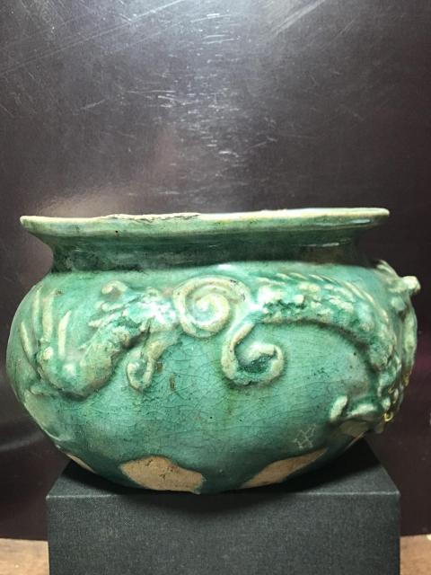 古玩陶瓷明代.綠釉浮雕雙龍爐拍賣，當前價格3500元