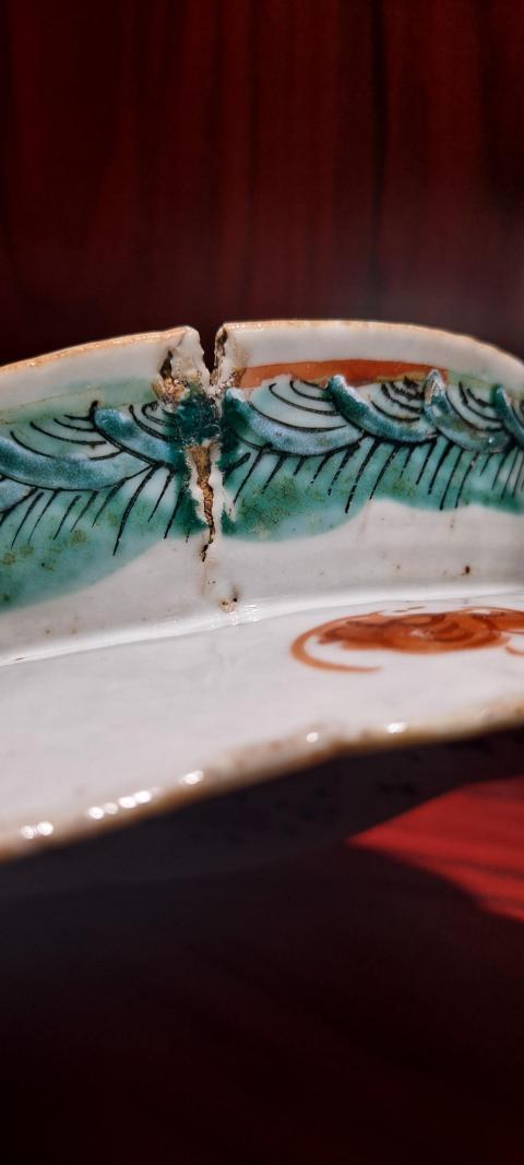古玩陶瓷晚清景德鎮窯口無雙譜海棠型粉彩貢盤拍賣,當前價格1800元