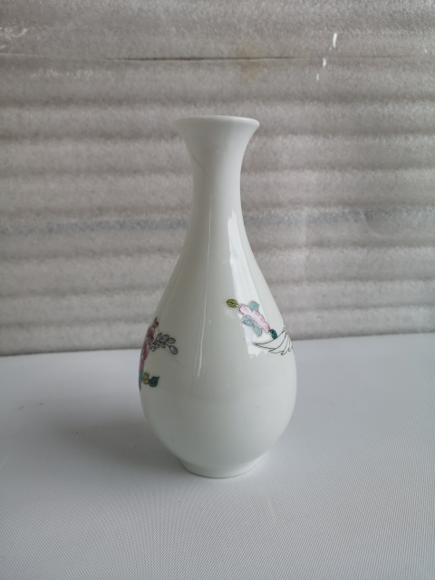 古玩陶瓷八十年代鶴紋玉壺春瓶拍賣,當(dāng)前價(jià)格260元