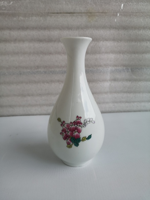 古玩陶瓷八十年代鶴紋玉壺春瓶拍賣,當(dāng)前價(jià)格260元