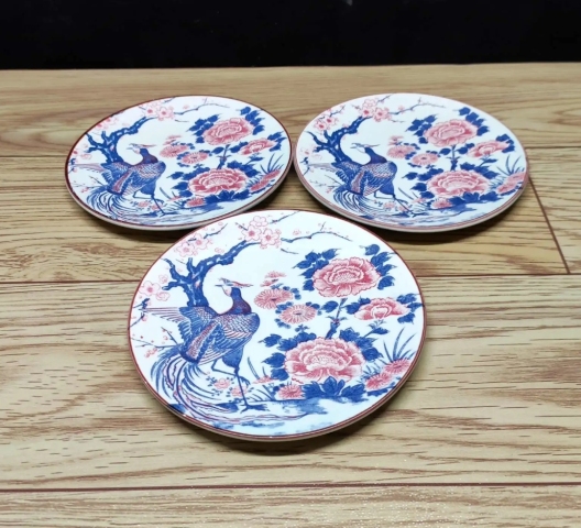 古玩陶瓷日本昭和花鳥紋彩繪盤拍賣,當前價格260元