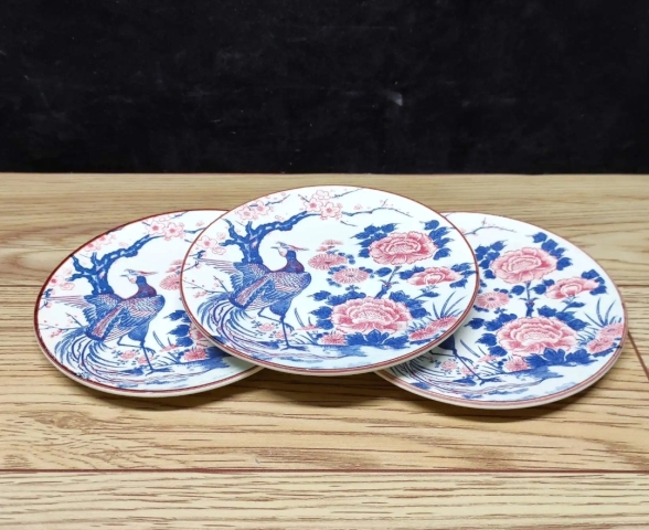 古玩陶瓷日本昭和花鳥紋彩繪盤拍賣,當前價格260元