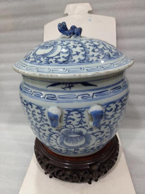 古玩陶瓷青花纏枝勾蓮紋四系粥罐拍賣，當前價格2880元