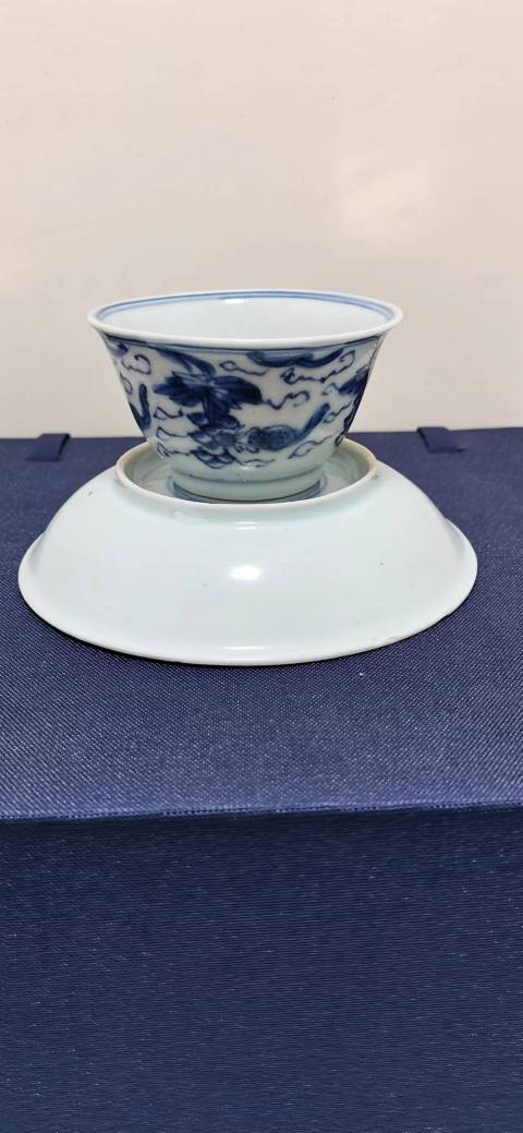 古玩陶瓷青花松鼠葡萄紋杯碟（一套）拍賣，當前價格2000元