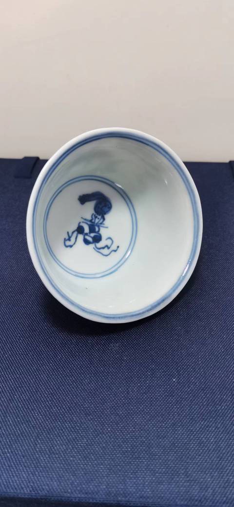 古玩陶瓷青花松鼠葡萄紋杯碟（一套）拍賣，當前價格2000元
