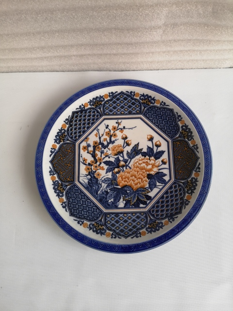 古玩陶瓷六十至八十年代花卉紋彩瓷盤拍賣,當前價格398元