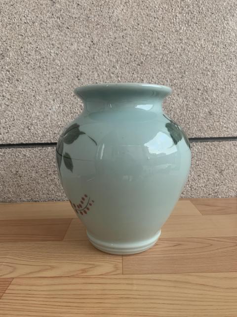 古玩陶瓷八十年代葡萄紋罐拍賣,當前價格350元