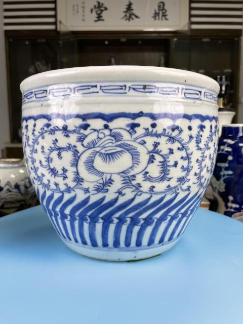 古玩陶瓷清嘉慶 精品青花淡描花卉紋卷缸(蘇州文物商店庫出)拍賣,當前價格5300元