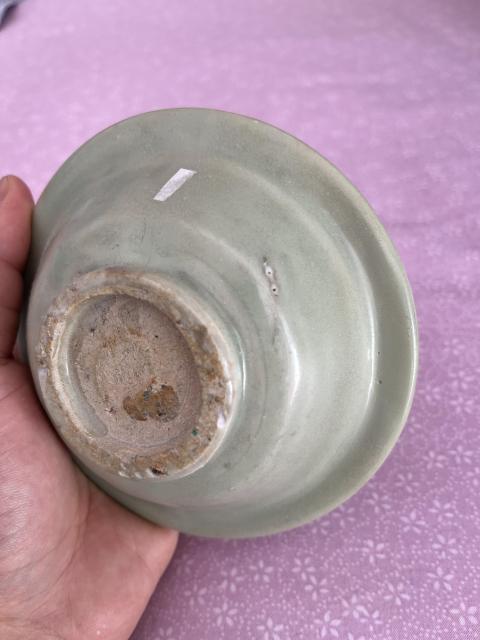 古玩陶瓷元代龍泉窯青釉澀圈圈足的疊燒工藝折沿洗拍賣，當前價格3000元
