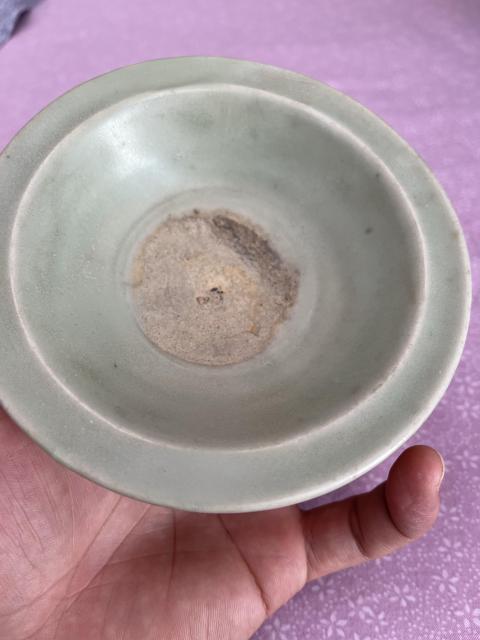 古玩陶瓷元代龍泉窯青釉澀圈圈足的疊燒工藝折沿洗拍賣，當前價格3000元