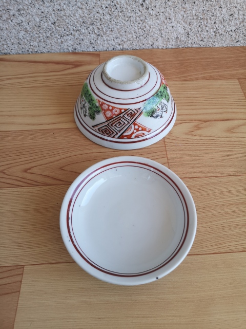 古玩陶瓷六十至八十年代松鶴紋蓋碗拍賣,當(dāng)前價(jià)格298元