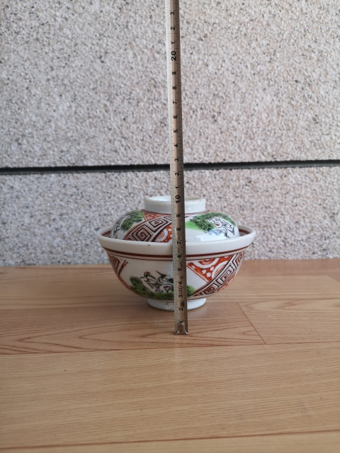 古玩陶瓷六十至八十年代松鶴紋蓋碗拍賣,當(dāng)前價(jià)格298元