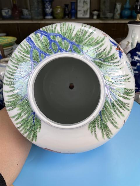 古玩陶瓷清晚期 青花五彩嬰戲圖大罐（斗彩官窯款）拍賣，當前價格15000元