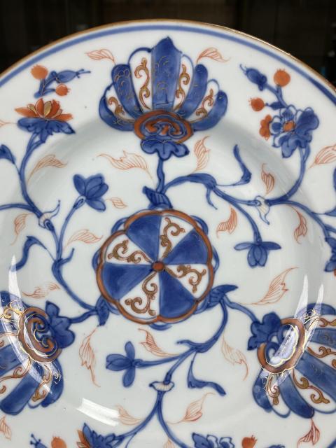 古玩陶瓷康熙極品青花五彩描金徽章紋盤(英國貴族定制)拍賣,當前價格1600元