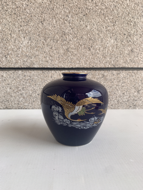 古玩陶瓷上世紀(jì)八十年代藍(lán)釉鶴紋罐拍賣(mài)，當(dāng)前價(jià)格220元