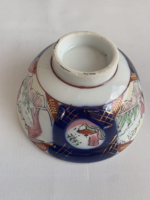 古玩陶瓷青花加彩花卉紋蓋碗拍賣,當(dāng)前價格135元