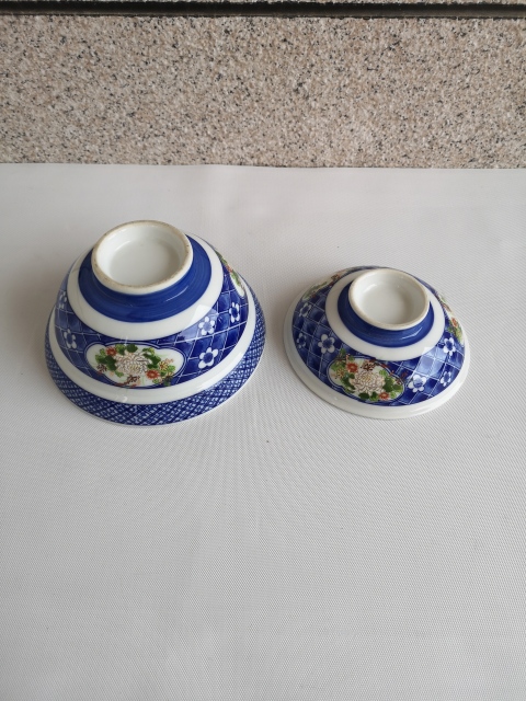 古玩陶瓷六十至八十年代青花加彩花卉紋蓋碗拍賣，當前價格298元