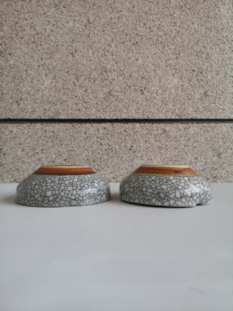 古玩陶瓷上世紀晚期哥釉盞一對拍賣,當前價格220元