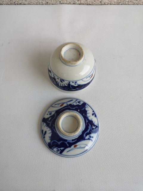 古玩陶瓷出口創(chuàng)匯期青花加彩蓋碗拍賣,當前價格398元