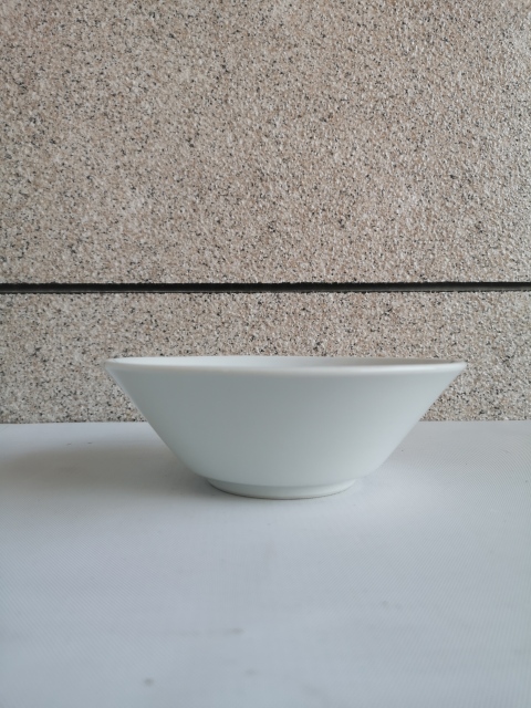 古玩陶瓷八十年代龍鳳紋青花碗拍賣，當前價格198元