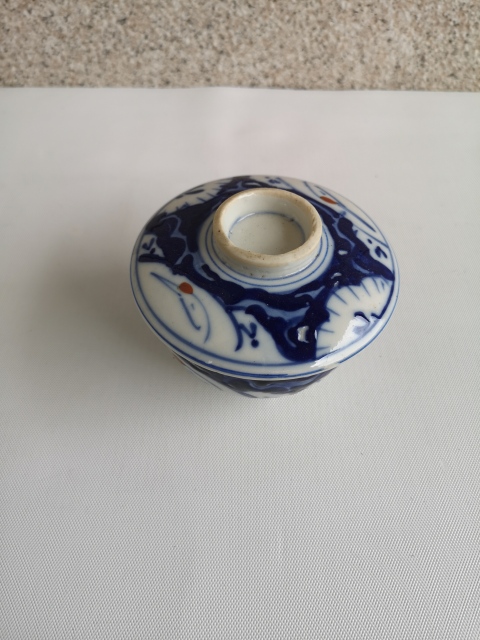 古玩陶瓷出口創(chuàng)匯期青花加彩蓋碗拍賣,當前價格398元