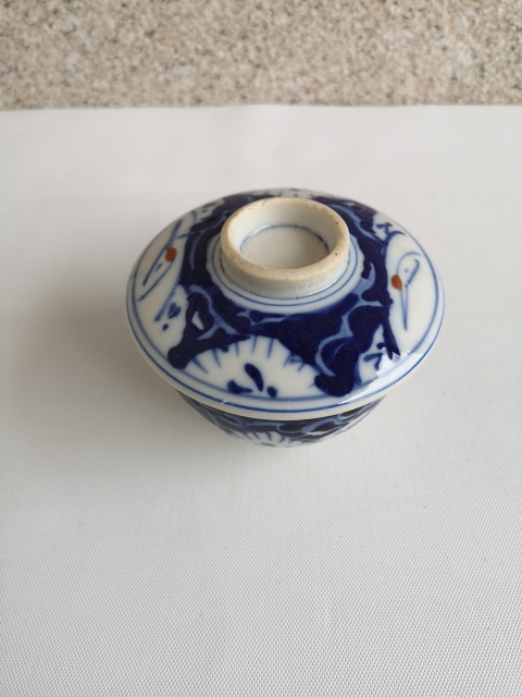 古玩陶瓷出口創(chuàng)匯期青花加彩蓋碗拍賣,當前價格398元