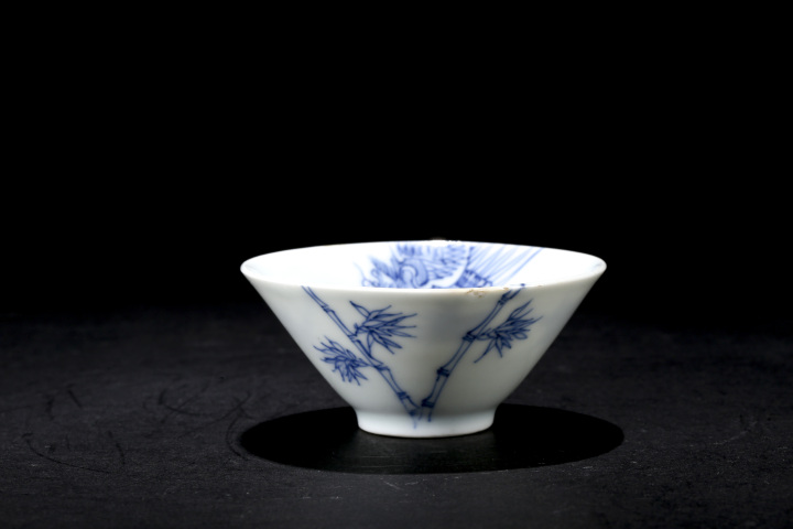 中国清時代　大清康熙年製　青花　馬上杯　タサオ　東さ7-0302☆2F 中国清時代 大清康熙年製 青花 馬上杯 タサオ 東さ7-0302