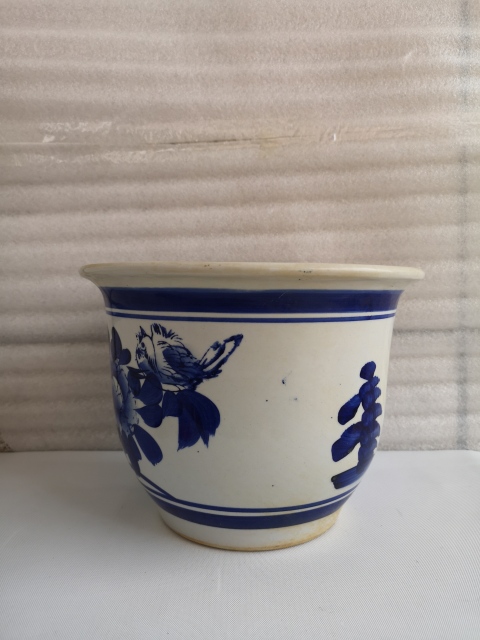 古玩陶瓷解放初期青花花卉紋花盆拍賣，當(dāng)前價(jià)格750元