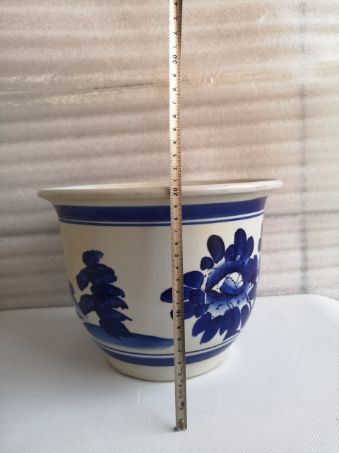 古玩陶瓷解放初期青花花卉紋花盆拍賣，當(dāng)前價(jià)格750元