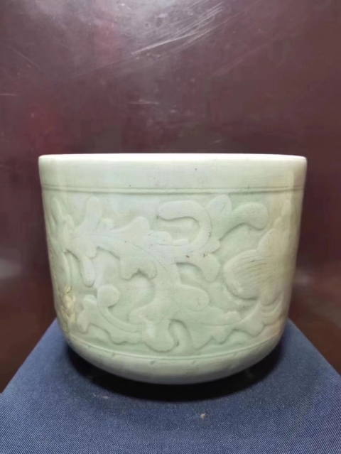 古玩陶瓷清代.龍泉筒式爐拍賣(mài)，當(dāng)前價(jià)格900元