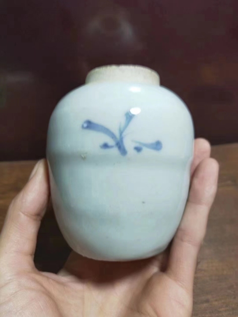 古玩陶瓷清早.青花蓮孑罐。拍賣，當前價格1280元