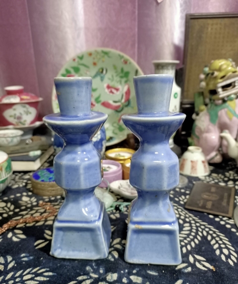 古玩陶瓷民國藍釉燭臺拍賣,當前價格3200元