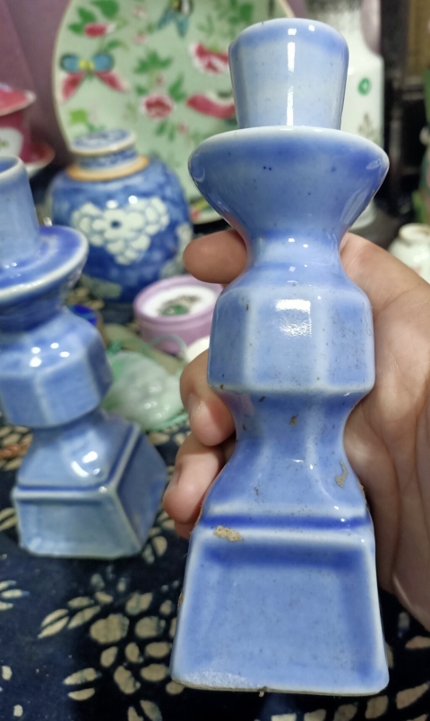 古玩陶瓷民國藍釉燭臺拍賣,當前價格3200元