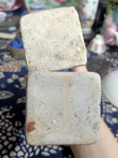 古玩陶瓷民國藍釉燭臺拍賣,當前價格3200元