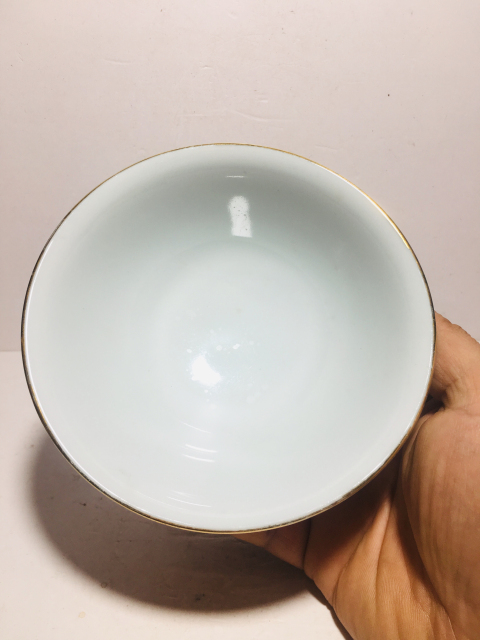 古玩陶瓷礬紅彩描金龍鳳紋茶碗拍賣，當前價格0元