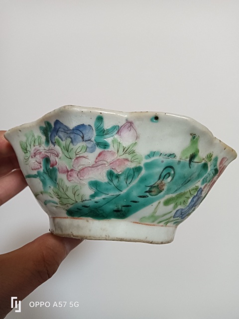 古玩陶瓷花口碗拍賣,當前價格150元