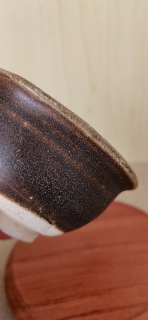 古玩陶瓷宋末元初吉州窯餅足褐釉盞拍賣(mài),當(dāng)前價(jià)格1200元