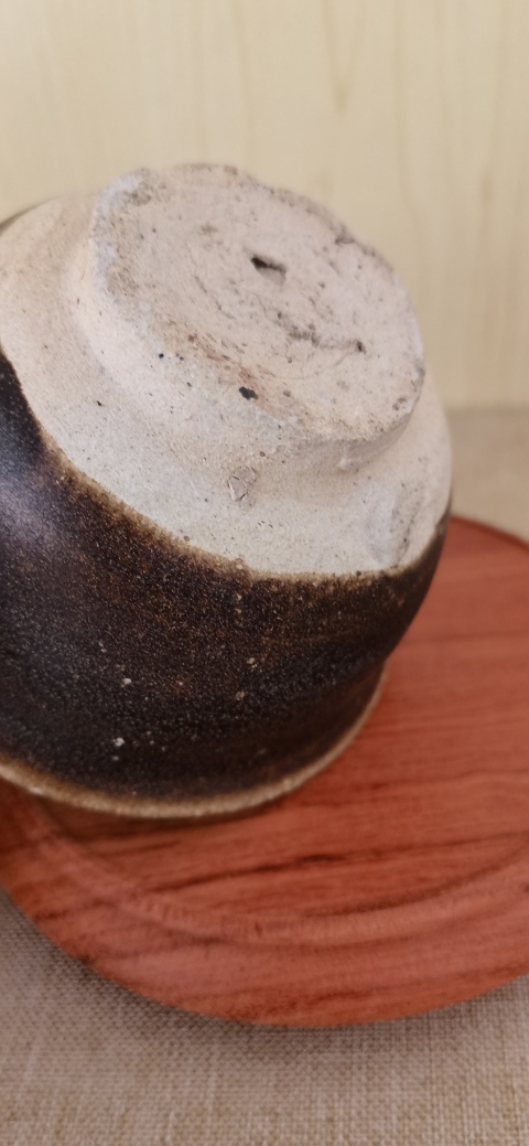 古玩陶瓷宋末元初吉州窯餅足褐釉盞拍賣(mài),當(dāng)前價(jià)格1200元