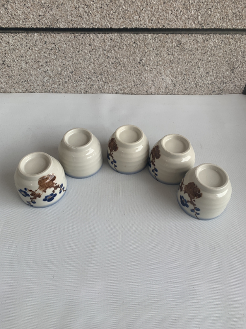 古玩陶瓷八十年代花卉紋杯一組拍賣,當前價格260元