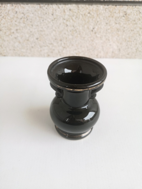 古玩陶瓷六十至八十年代黑釉盤口瓶拍賣，當前價格150元