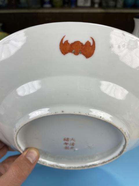 古玩陶瓷清光緒 黃地粉彩萬壽無疆折沿盤(二級官)拍賣,當前價格1800元