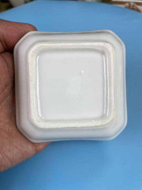 古玩陶瓷晚清民國 精品粉彩纏枝花卉調(diào)色盤(文房用器)拍賣,當(dāng)前價格450元
