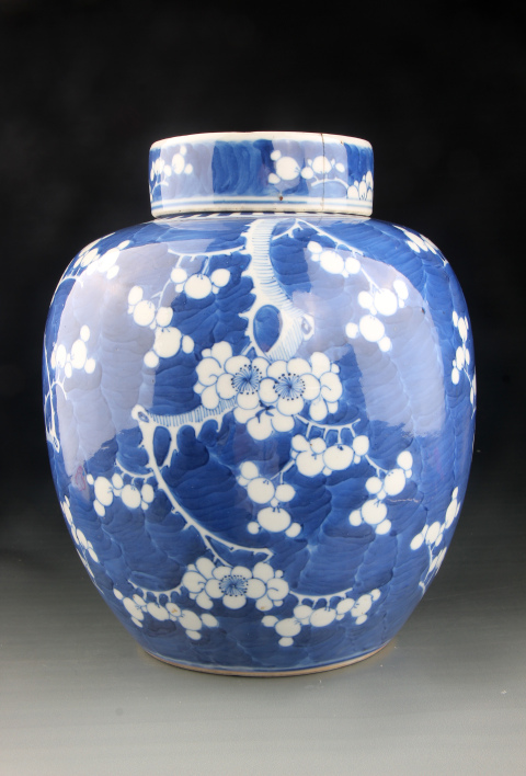 古玩陶瓷【6857】清晚期  青花冰梅紋大蓋罐拍賣，當前價格5200元