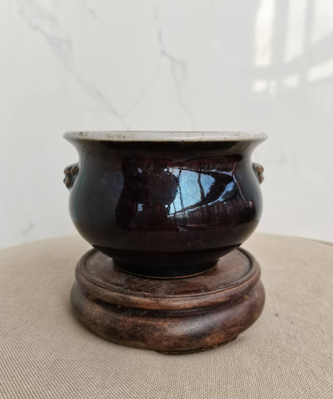 古玩陶瓷烏金釉獅耳爐拍賣，當前價格3900元