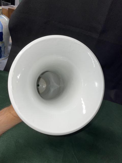 古玩陶瓷清代康熙青花留白梅紋鳳尾尊拍賣，當前價格15000元