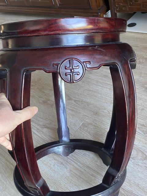 古玩雜項鼓櫈拍賣,當前價格1800元