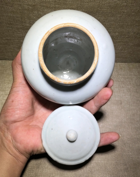 古玩陶瓷明代白釉蓮子蓋罐拍賣，當前價格5600元